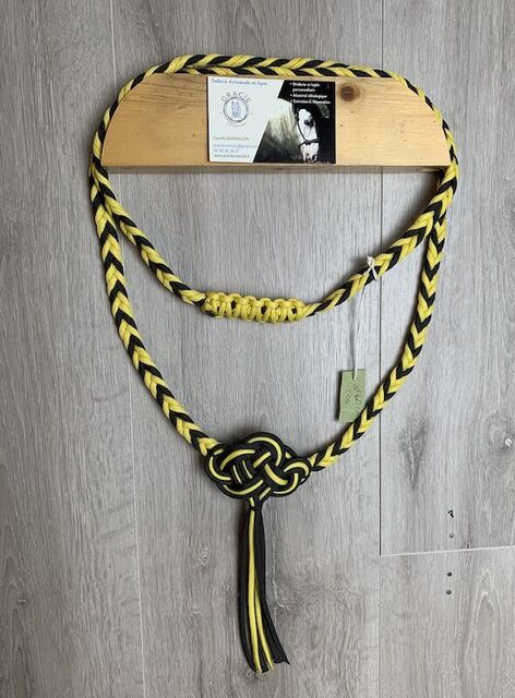 cordelette equitation noir et jaune