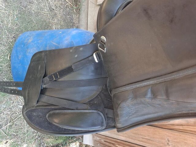 Selle Dressage Bates 17,5" noire