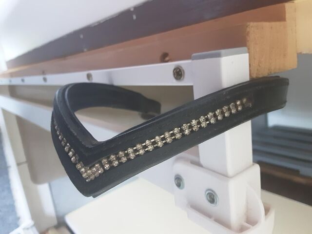 Frontal Strass en V