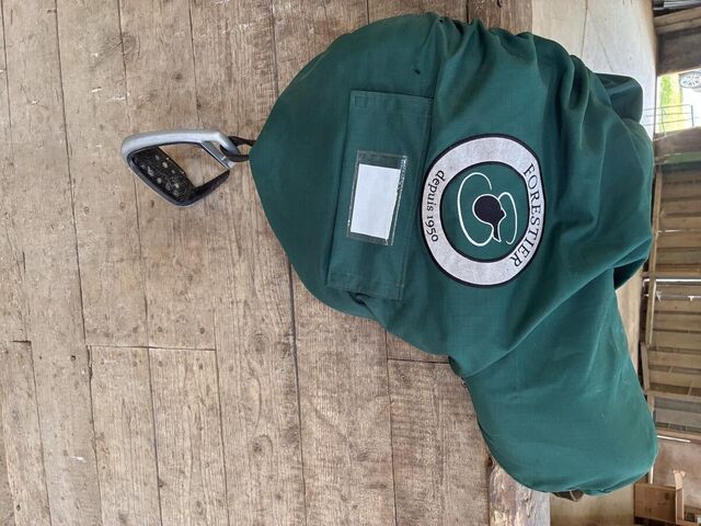 Selle Forestier Seoul 17"5 2A, veau grainé noire année 2025