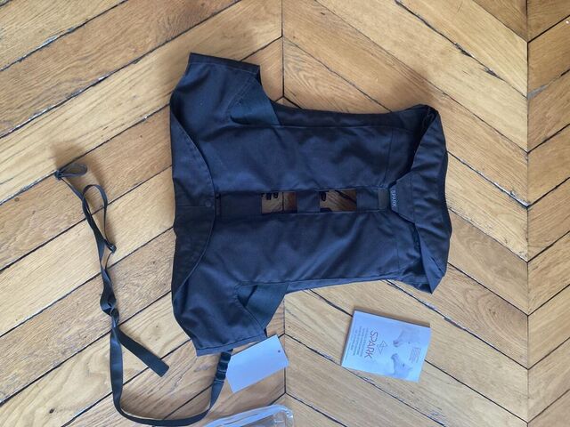 Airbag Hippodrome Spark taille XS (jamais déclenché, peu utilisé)