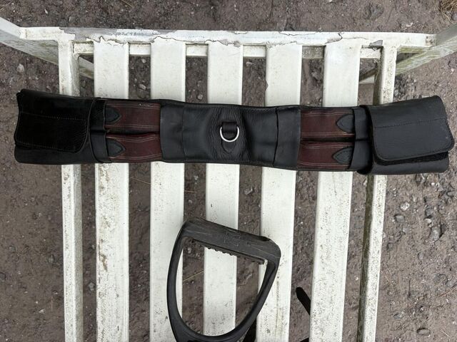 Selle dressage noir