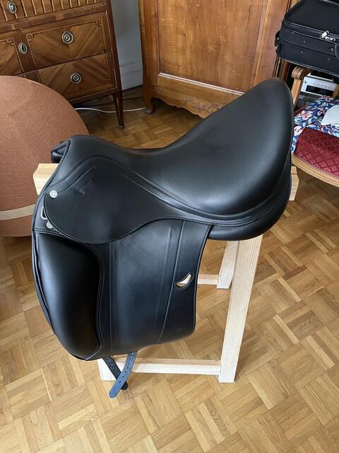 Selle de dressage - Equipe Emporio