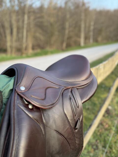 Selle Devoucoux Biarritz Lab à vendre – 17,5