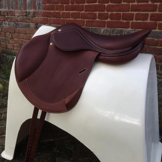 Selle obstacle monoquartier 17’’