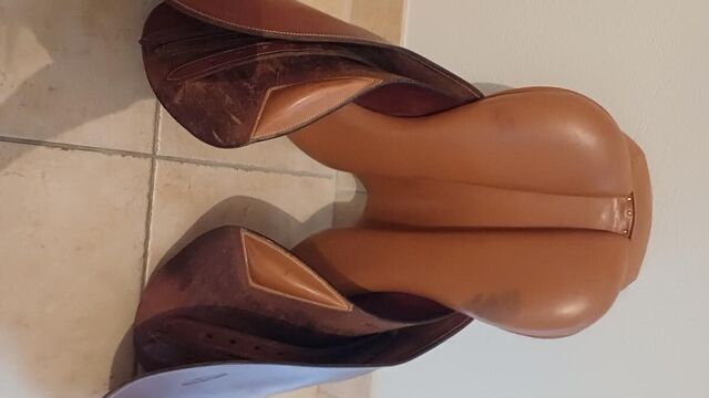 Selle 17pouce