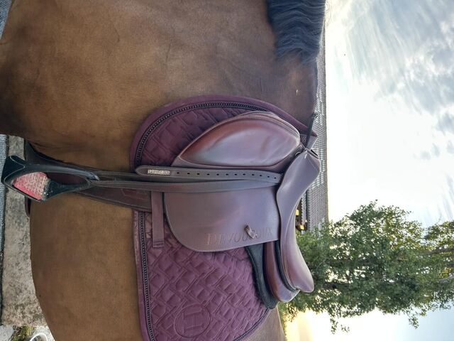 Selle Devoucoux 18 pouces