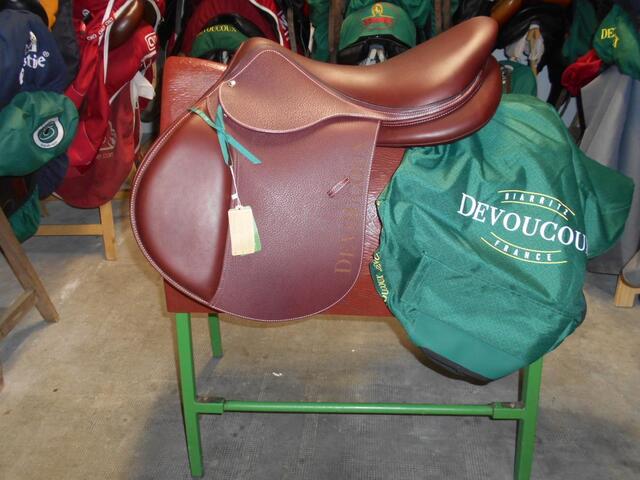 Selles Antares-Butet-Delgrange-Cwd-Meyer-Devoucoux-Childéric-GBS-Equipe-Prestige-Amerigo