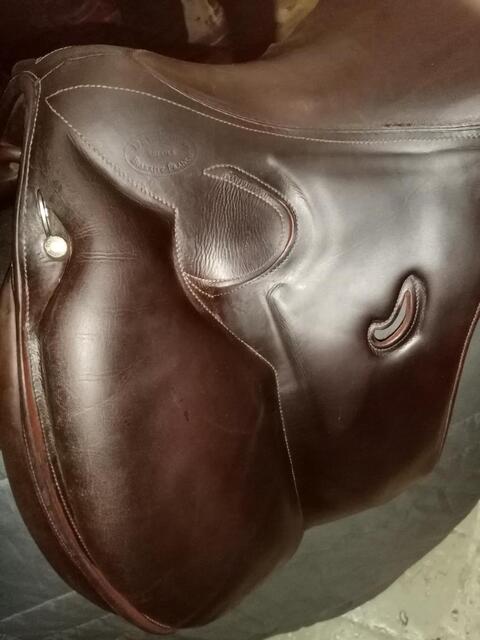 Selle devoucoux Andréa 17.5