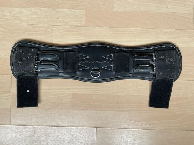 Sangle courte noire cuir