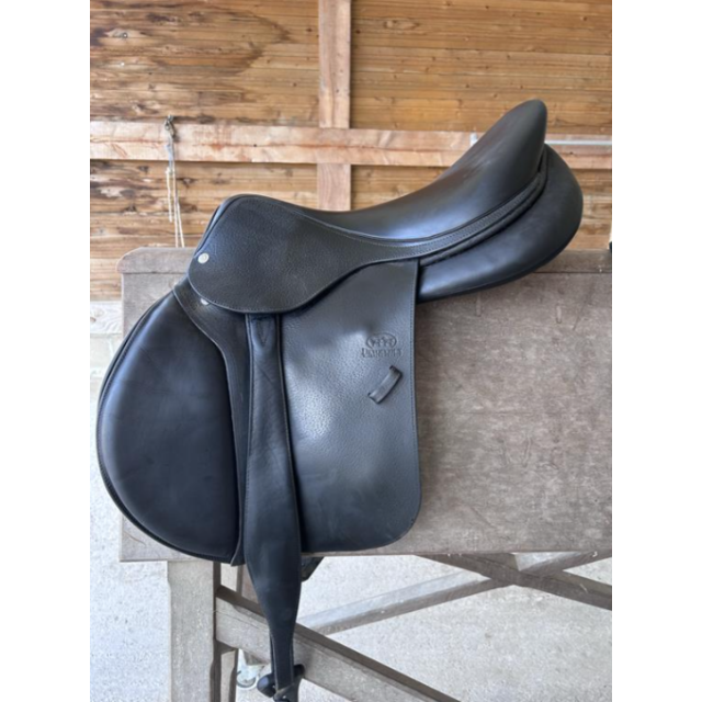 Selle Devoucoux Biarritz O noire 17,5’