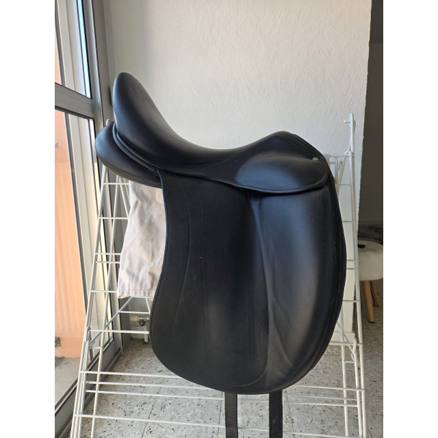 Selle Dressage Childéric DSG 17 pouces