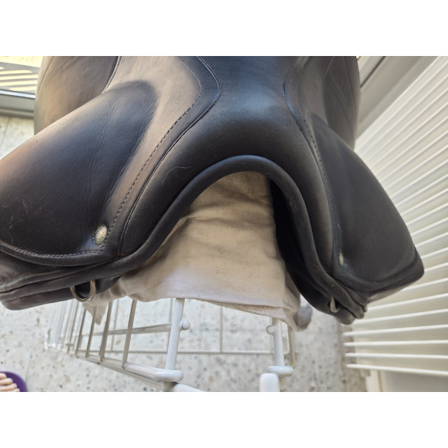 Selle Dressage Childéric DSG 17 pouces