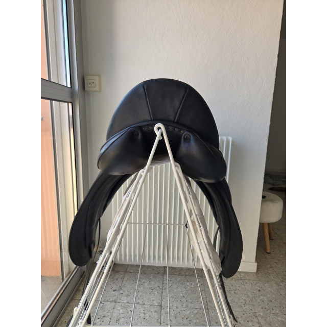 Selle Dressage Childéric DSG 17 pouces
