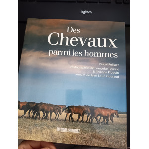livre des chevaux parmi les hommes
