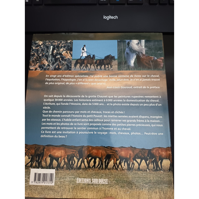 livre des chevaux parmi les hommes