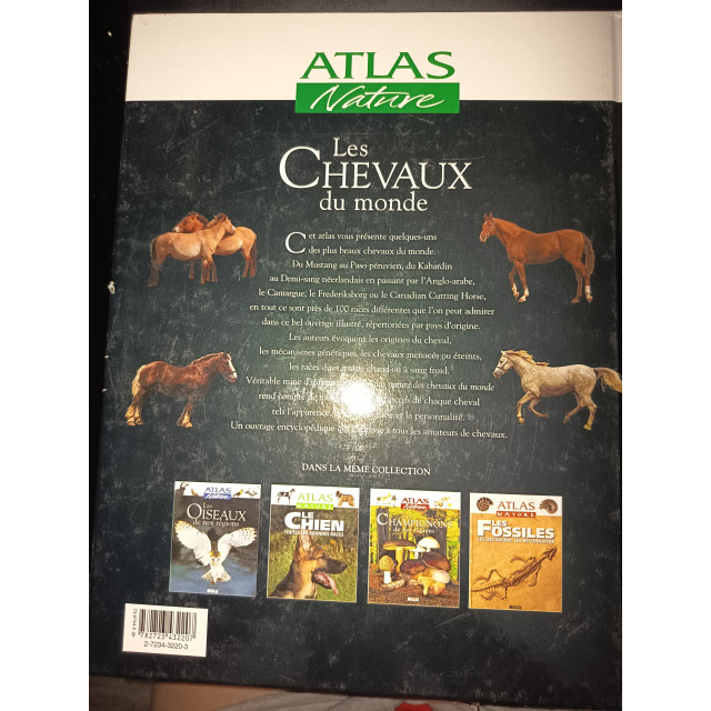livre atlas les chevaux du monde