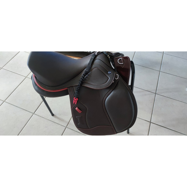 Selle Ikonic Mixte tout cuir Evolution – 2023 – Excellent état