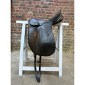 Selle dressage noir équipée 17,5 pouces - Modèle Grand Gilbert, marque Passier - année 2015