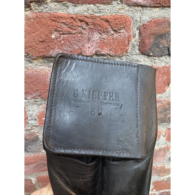 Selle dressage noir équipée 17,5 pouces - Modèle Grand Gilbert, marque Passier - année 2015