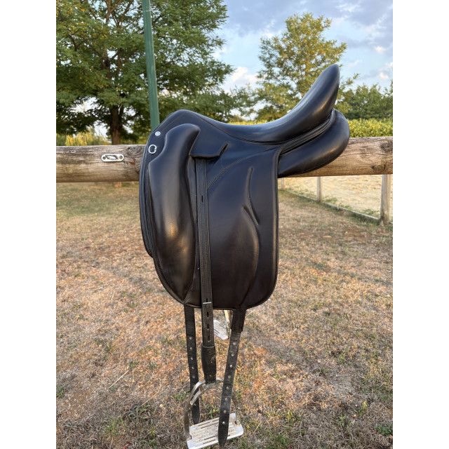 Selle de dressage Devoucoux