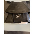 Protège-boulets à cloche Woof Wear Club, neufs, taille L.