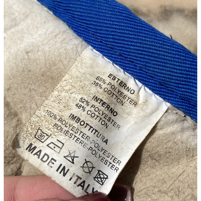 Tapis Equiline noir et liseré bleu roi