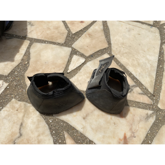Cloches de protection Woof Wear Noires
