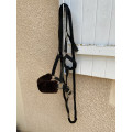 Licol nylon noir avec moumoute muserolle marron + Longe (Taille Cheval)