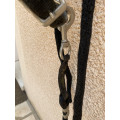 Licol nylon noir avec moumoute muserolle marron + Longe (Taille Cheval)