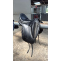 Selle de dressage Antares