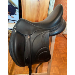 Selle de dressage Devoucoux