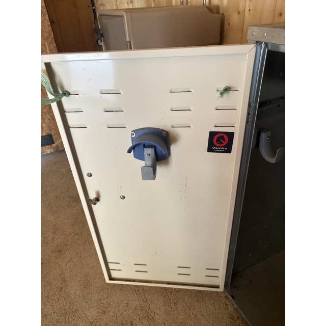 Armoire