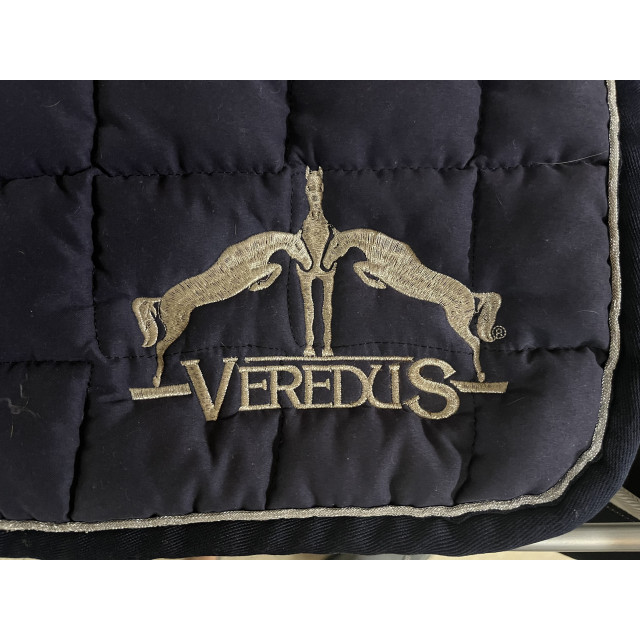 Ensemble bonnet + tapis Veredus