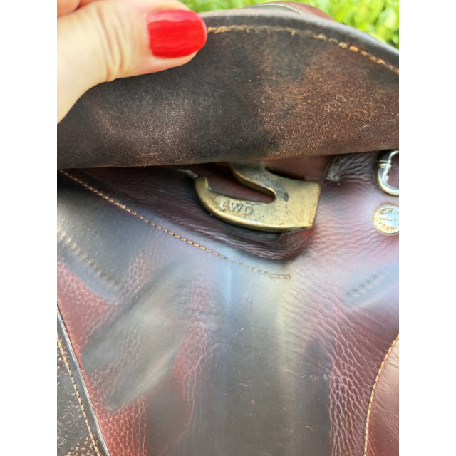 Selle CWD monoquartier S04 avec sangle