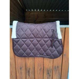 Tapis Equitheme marron avec mouton