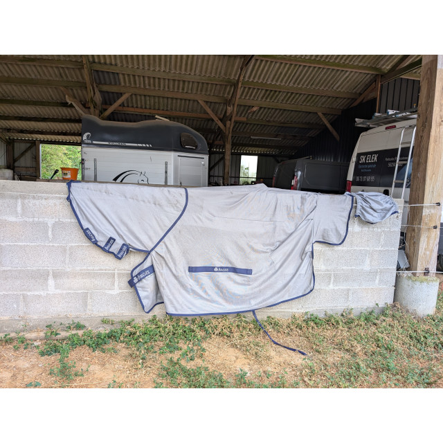 Couverture chemise anti mouches bucas 135 6'0