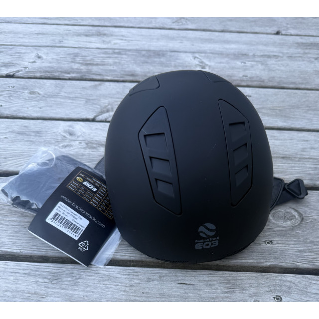 Bombe / Casque d'équitation Back on Track EQ3 Mips - T56 - Neuve avec étiquette