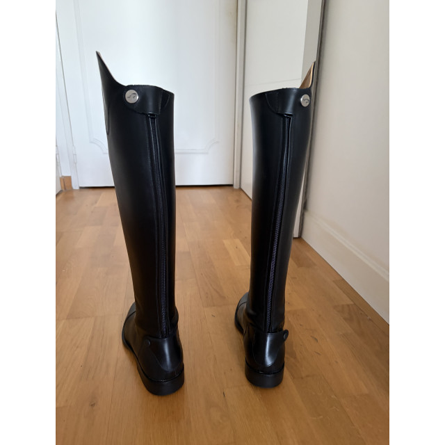 Bottes d’équitation Sarm Hippique en cuir – T.39 – neuves