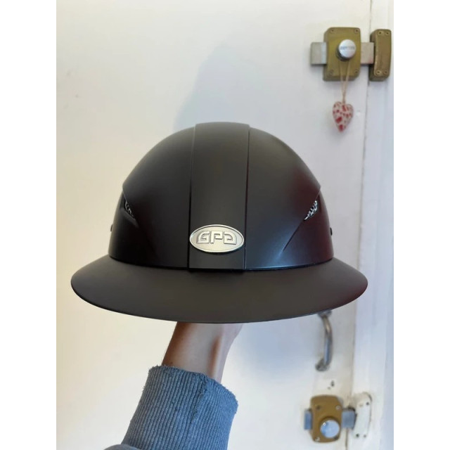Casque équitation GPA marron foncé jamais porté - Easy First Lady Hybride marron