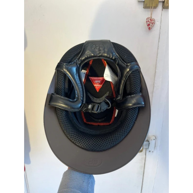 Casque équitation GPA marron foncé jamais porté - Easy First Lady Hybride marron