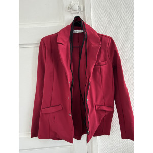 Vestes couleur framboise/rouge de concours pour airbag Oscar et Gabrielle