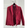 Vestes couleur framboise/rouge de concours pour airbag Oscar et Gabrielle