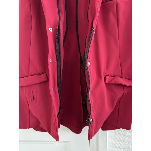 Vestes couleur framboise/rouge de concours pour airbag Oscar et Gabrielle