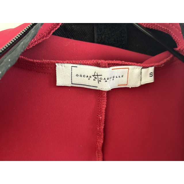 Vestes couleur framboise/rouge de concours pour airbag Oscar et Gabrielle