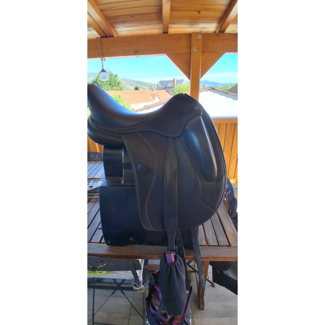 selle dressage Acavallo
