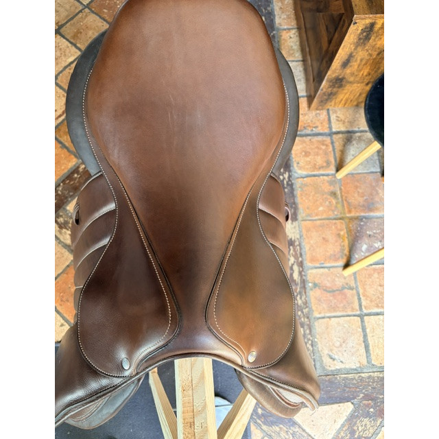 Selle Forestier Séoul 17,5" – 2AA – doublée veau – PRO B10