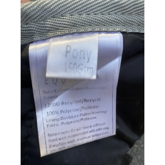 Couvre coup poney