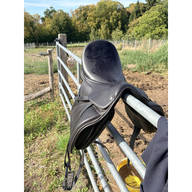 Selle de dressage