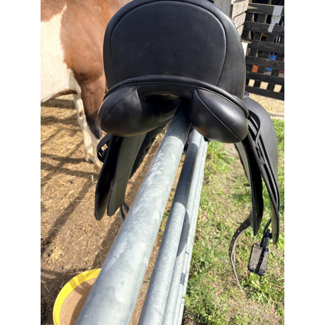 Selle de dressage